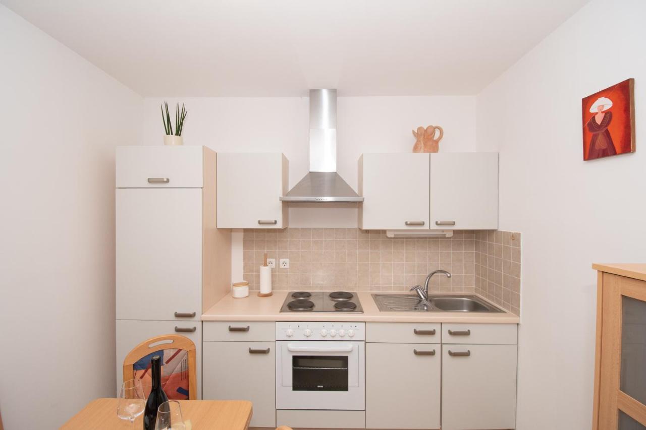 Ferienwohnung Frankie Piran Exterior foto
